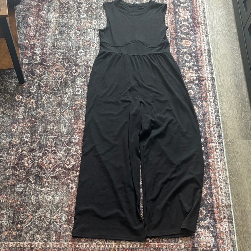 Cider Black Sleeveless Jumpsuit